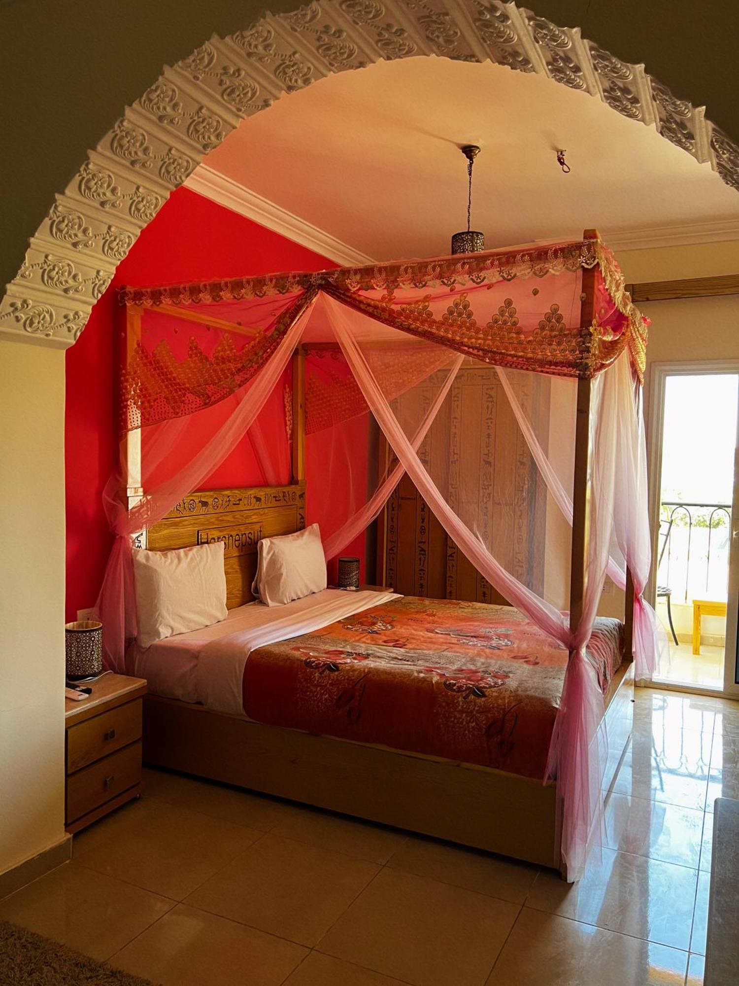 Jewel Howard Carter Hotel Луксор Екстер'єр фото
