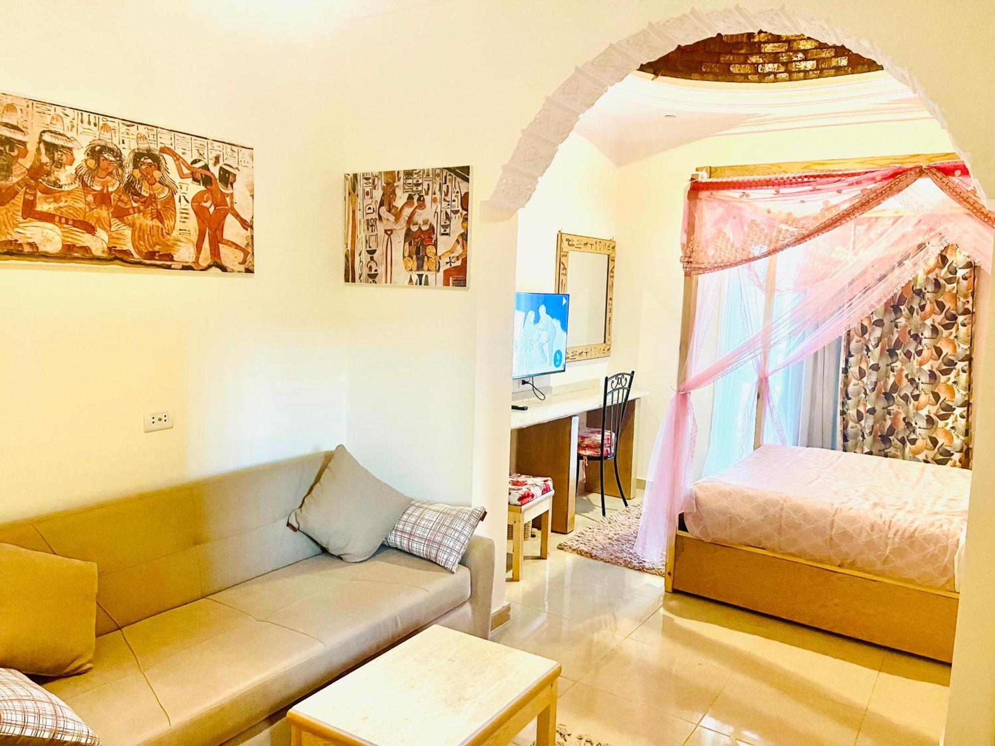 Jewel Howard Carter Hotel Луксор Екстер'єр фото